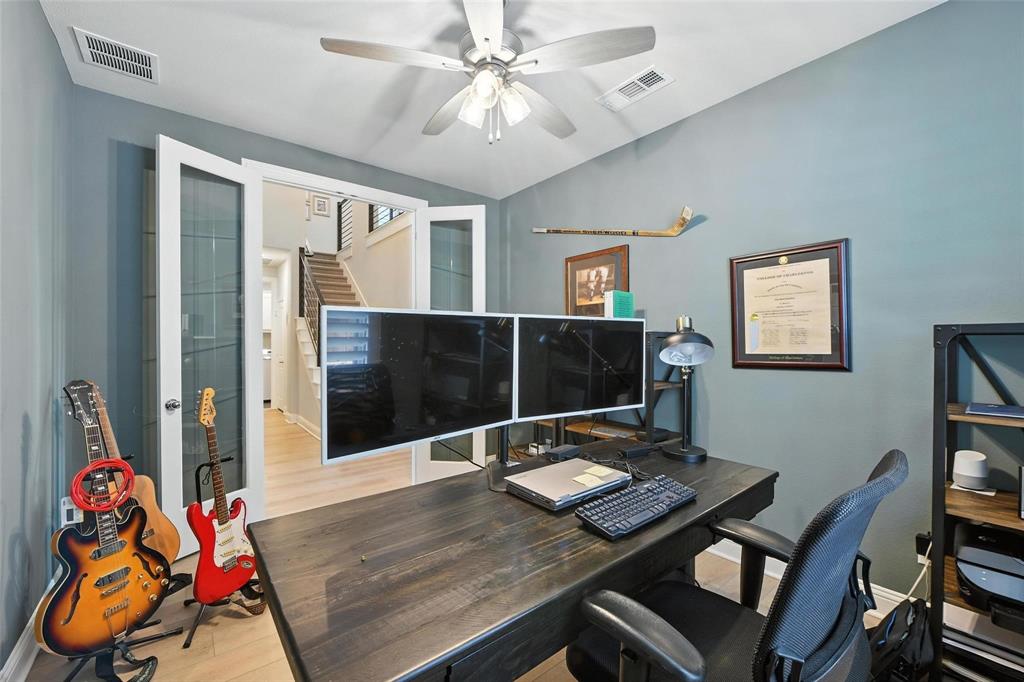 Tavolo Park - Residential