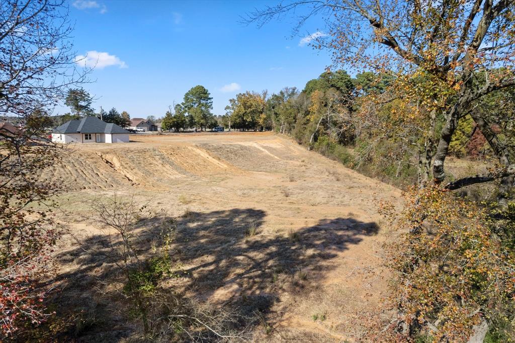 Peoples Crossing - Land