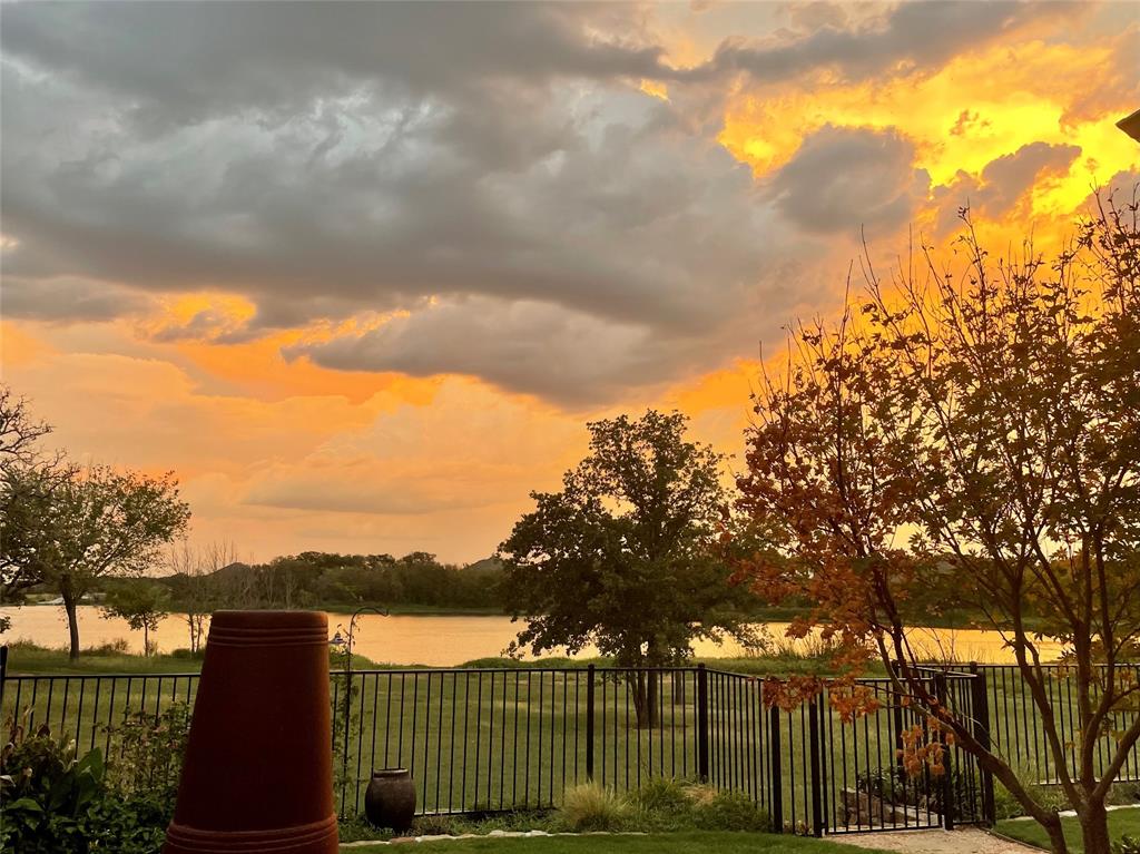 Mountain Valley Lake Tr - Residential