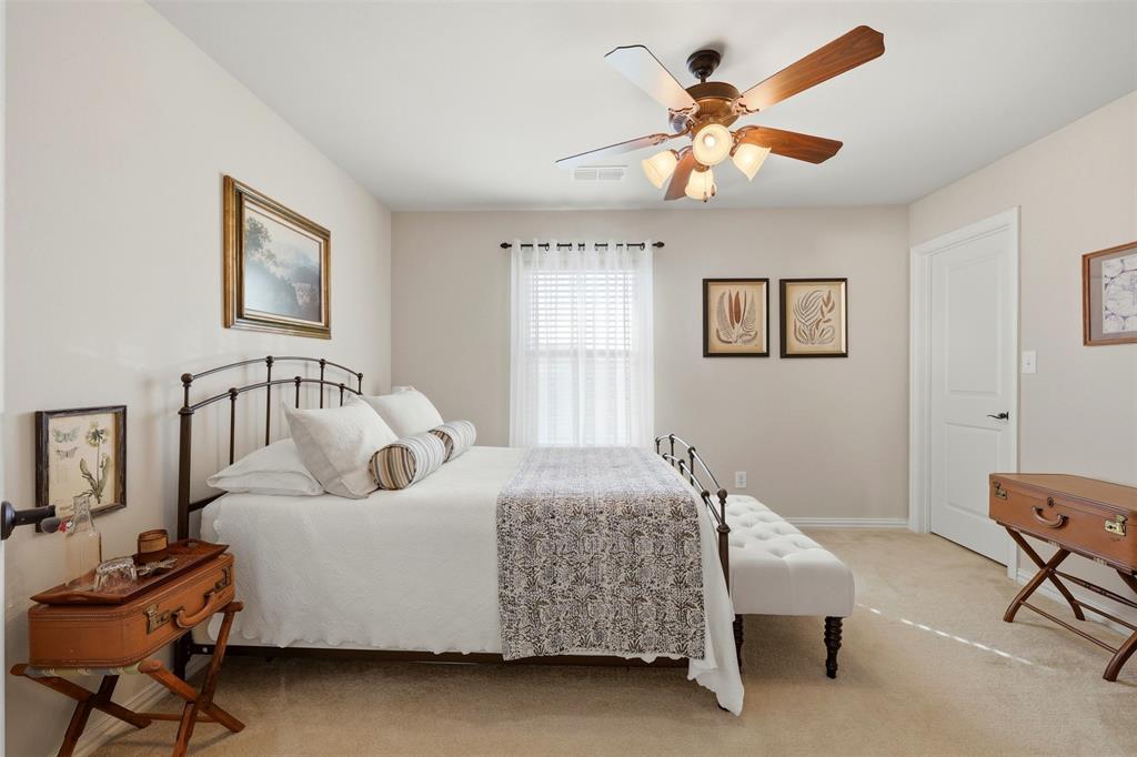 Mountain Valley Lake Tr - Residential