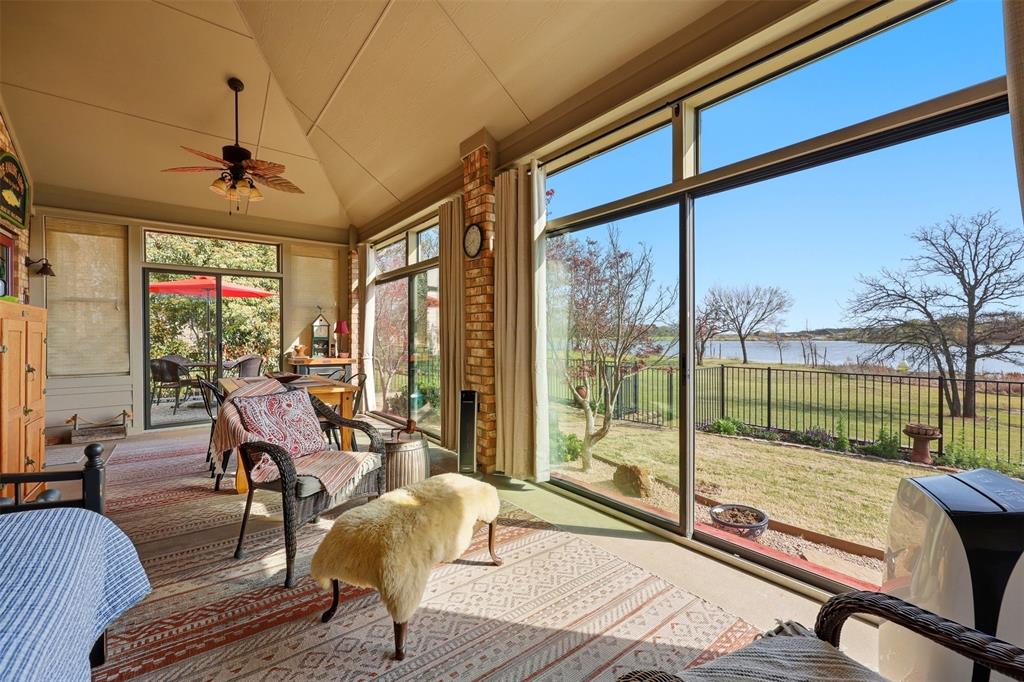 Mountain Valley Lake Tr - Residential