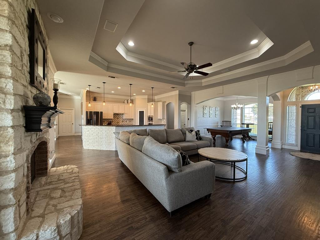 717 Lonesome Prairie Trail