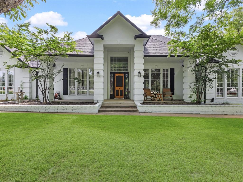 5501 Equestrian Drive