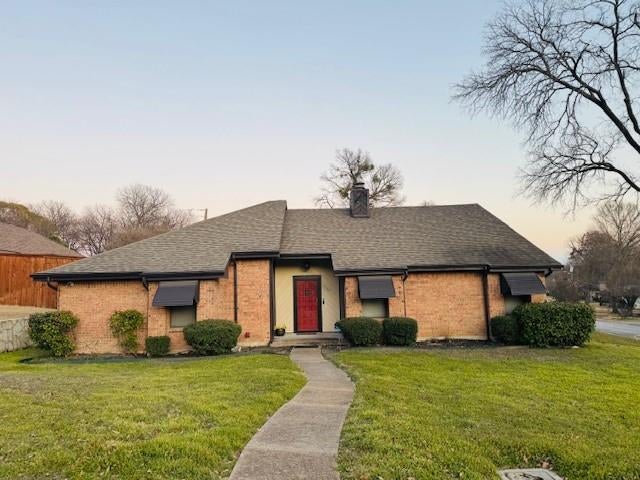Photo of 4722 Fallon Place, Dallas, TX 75227 (MLS # 21391824)