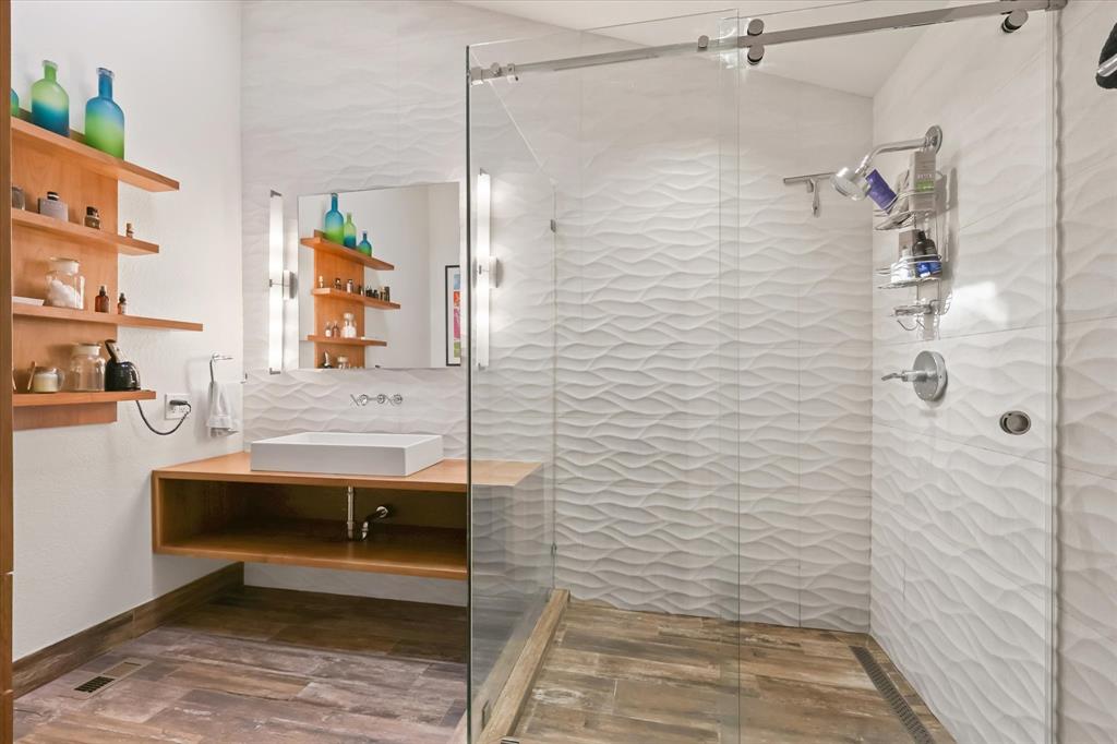 Lifescape Villas On Midway A Condo - Residential