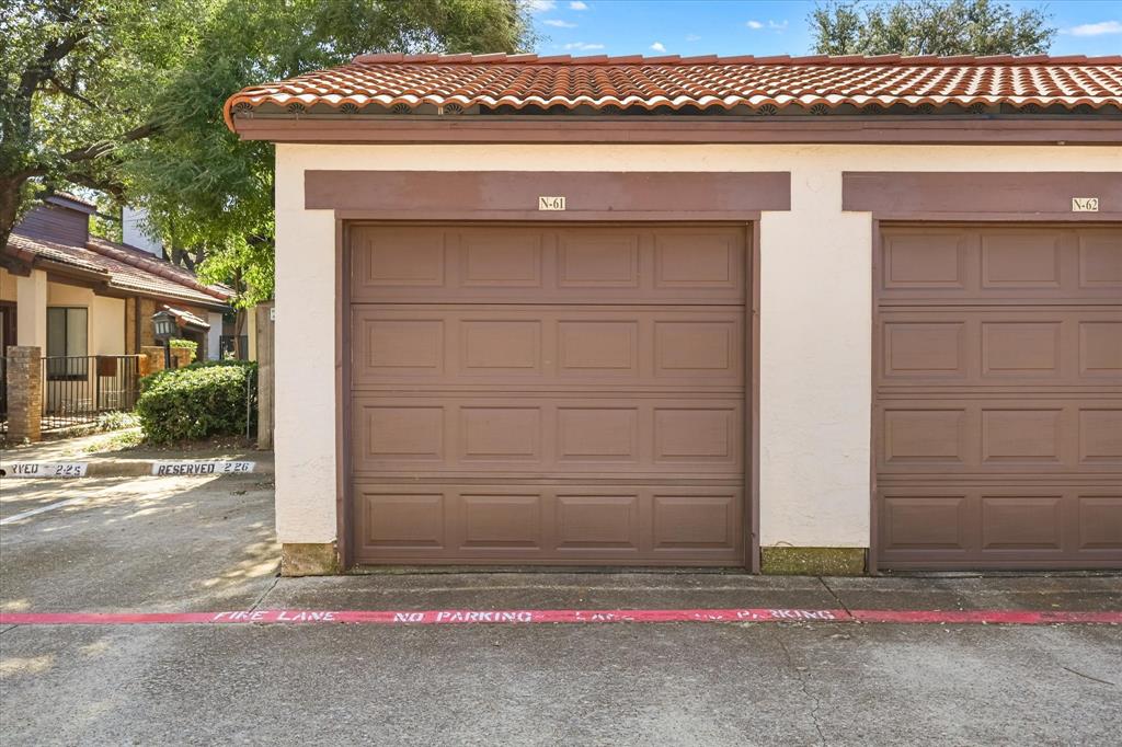 Lifescape Villas On Midway A Condo - Residential