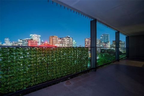3310 Fairmount Street 12E Dallas TX 75201