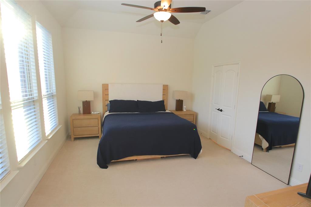 14813 Cedar Flat Way