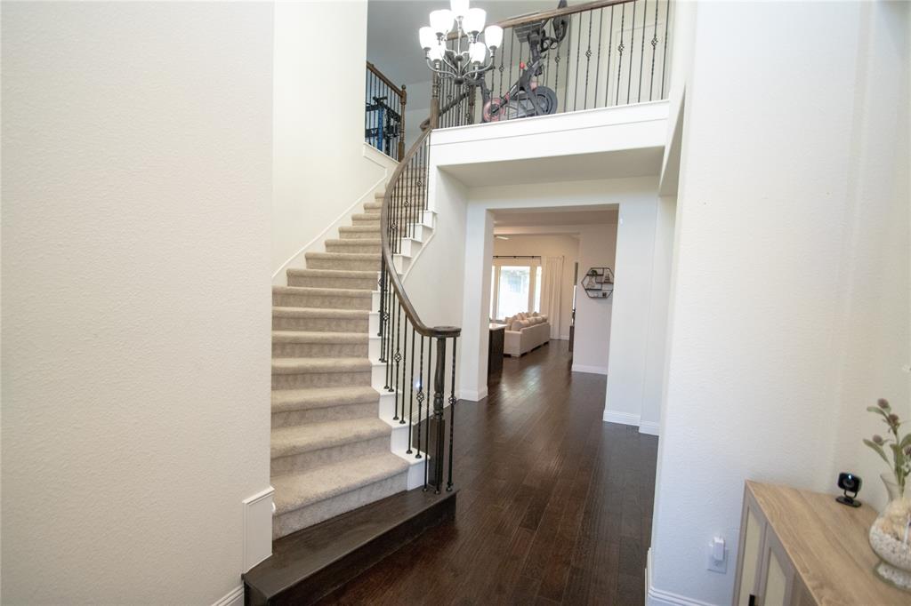 14813 Cedar Flat Way