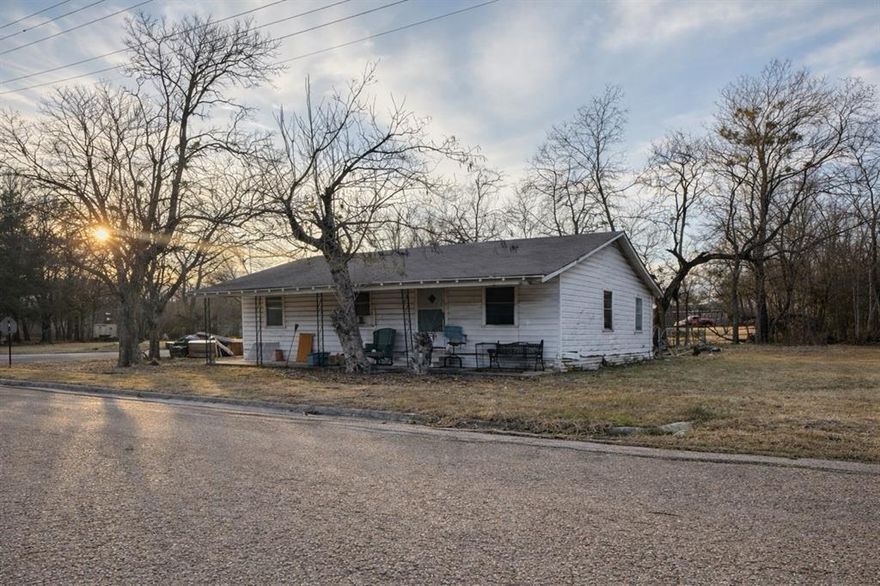 Looking for a project with potential? This fixer-upper inn Groesbeck is ready for someone with vision. Sitting on two city lots, this property offers plenty of space and opportunity to create something special. The home has solid bones but needs TLC and updates throughout- perfect for investors, flippers, or buyers wanting to customize their own space from the ground up. With the right improvements and a little imagination, this property could shine. Bring your tools, your creativity, and your plans- and turn this diamond in the rough into your home or next investment! Motivated Sellers!