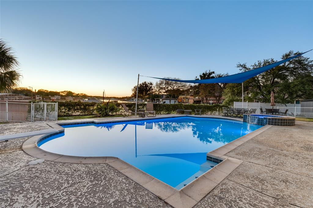 Lake Country Secret Harbour - Residential