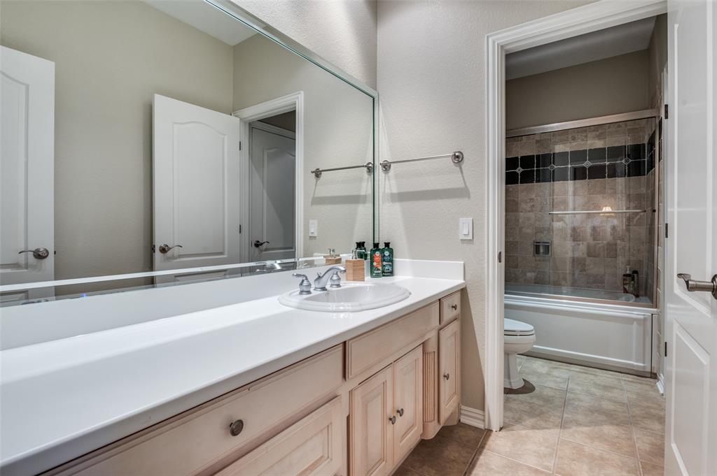 Lake Country Secret Harbour - Residential