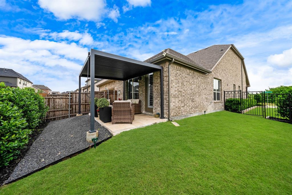 11418 Dawn Mist Drive