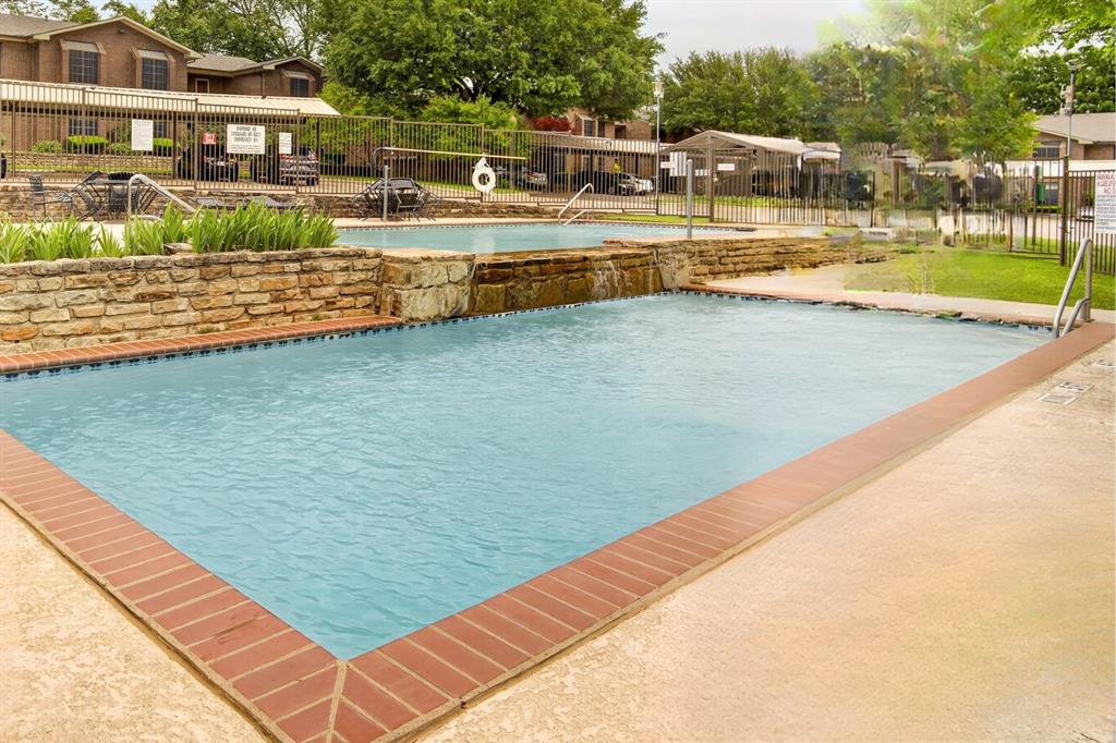 Wedglea Place Condo - Residential