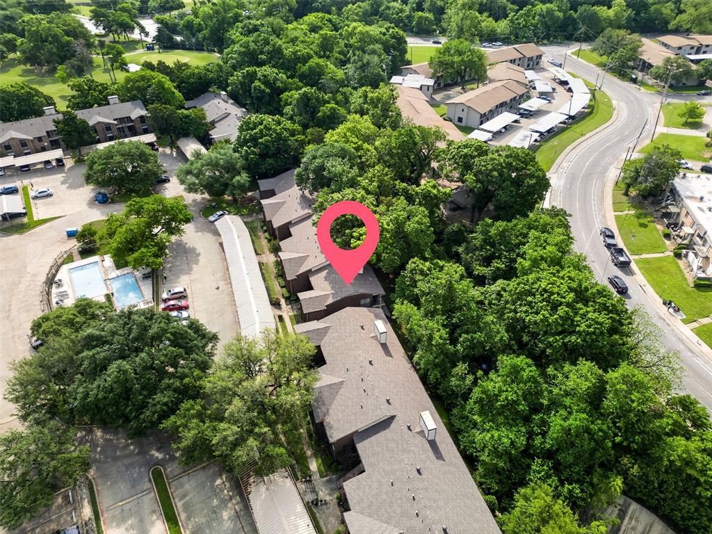 Wedglea Place Condo - Residential