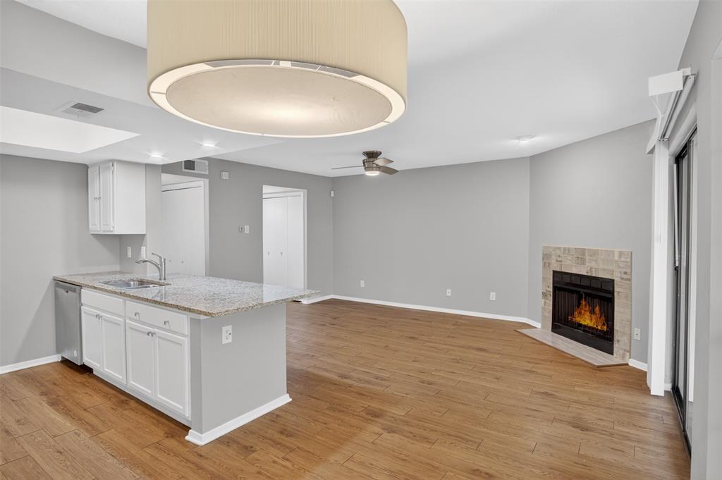 Wedglea Place Condo - Residential
