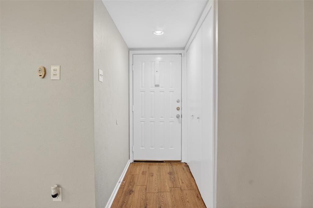 Wedglea Place Condo - Residential