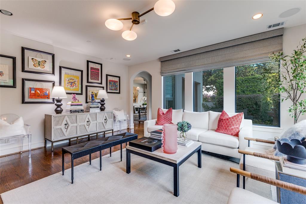 Courtyards At Normandy - Residential