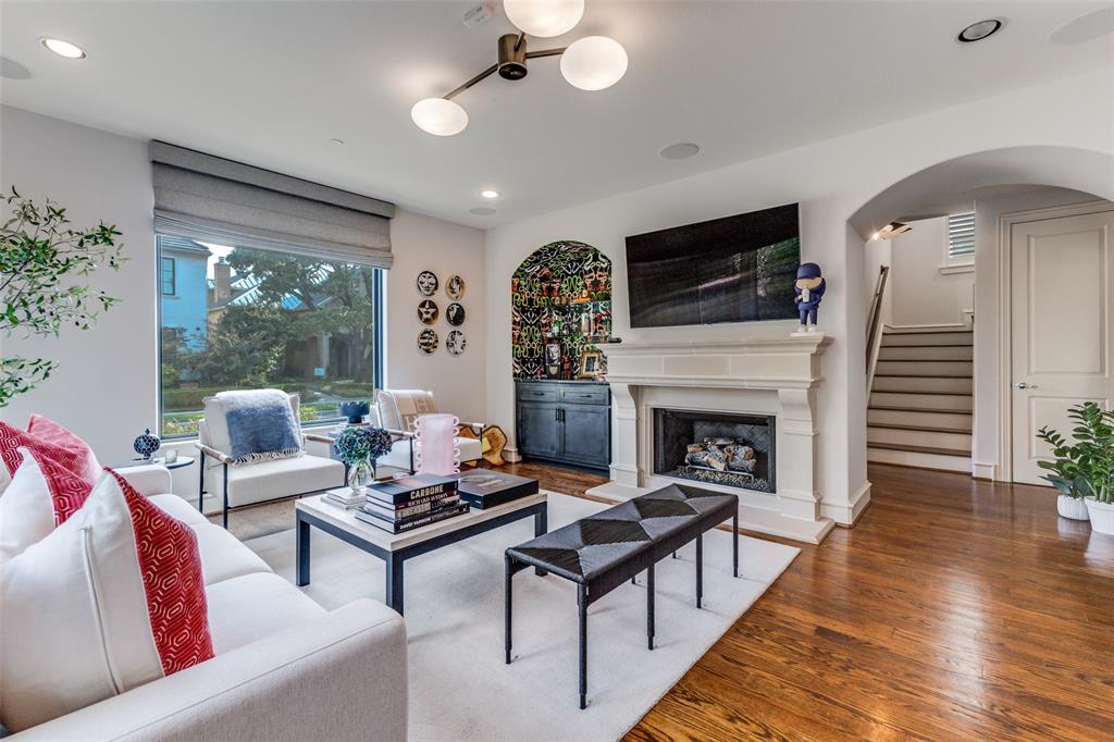 Courtyards At Normandy - Residential