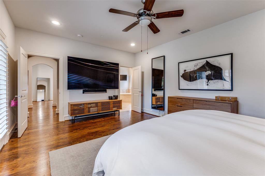 Courtyards At Normandy - Residential