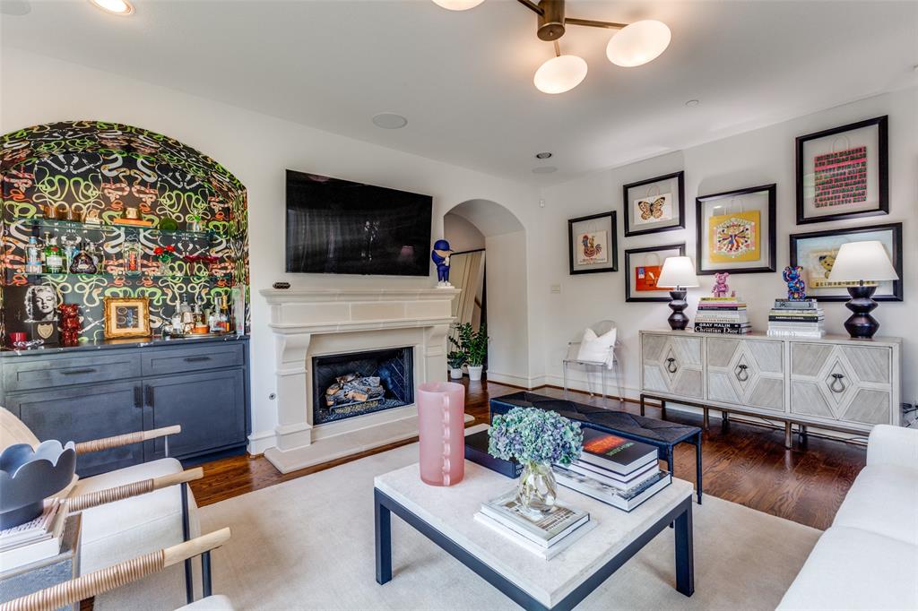 Courtyards At Normandy - Residential