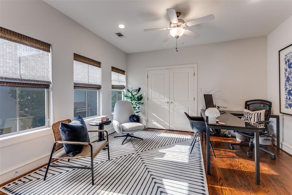 Courtyards At Normandy - Residential