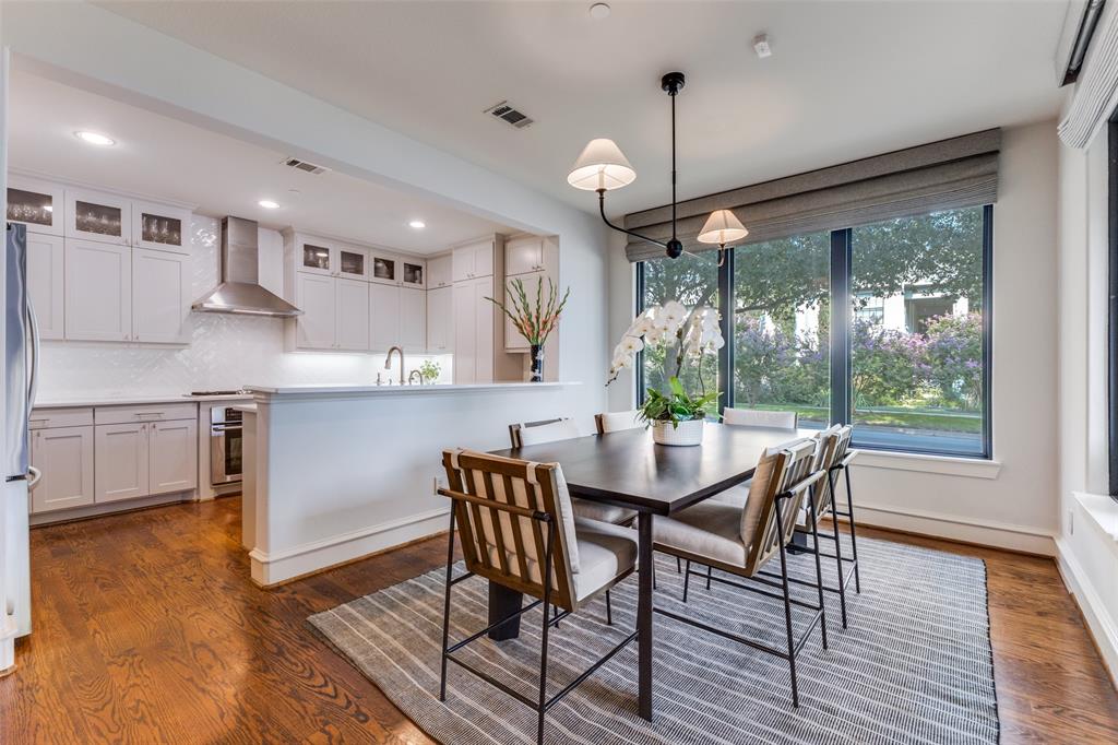 Courtyards At Normandy - Residential