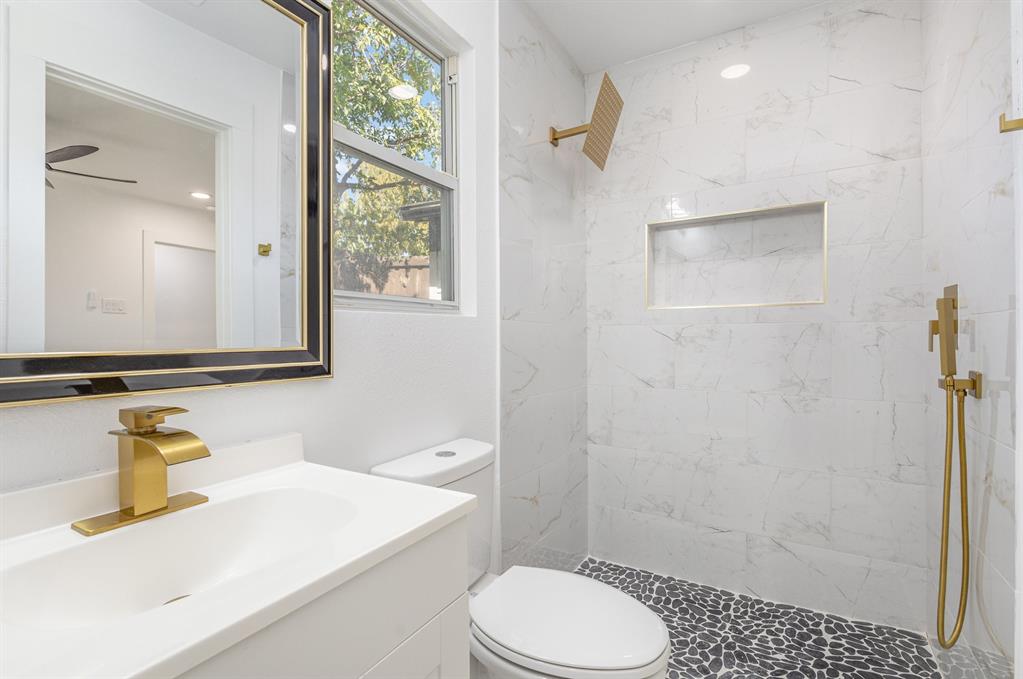 Casa View Heights 14 - Residential