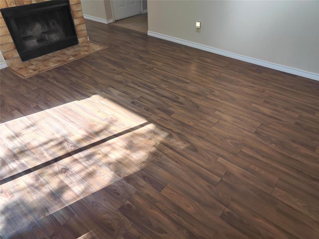 Parkway Lane Ph I - Residential Lease