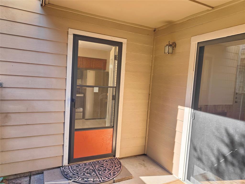 Parkway Lane Ph I - Residential Lease