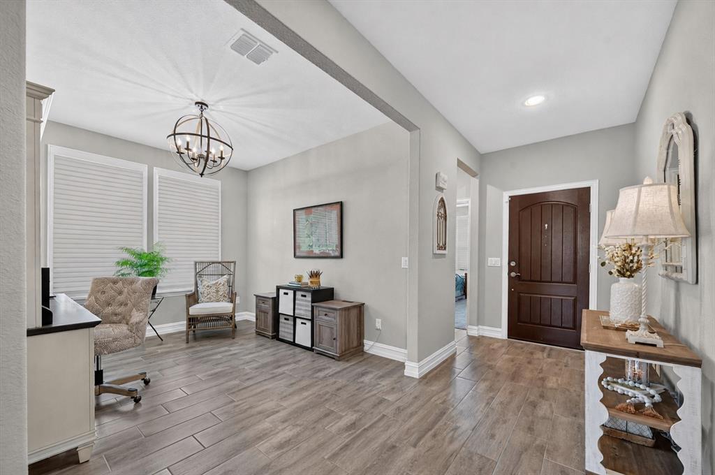 1725 Port Royal Lane