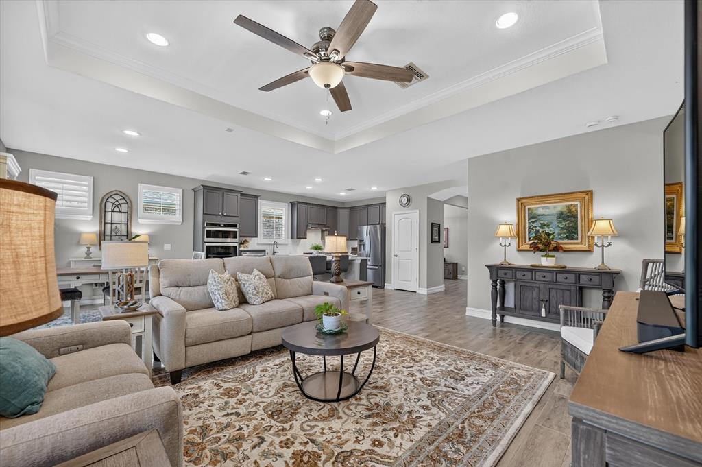 1725 Port Royal Lane