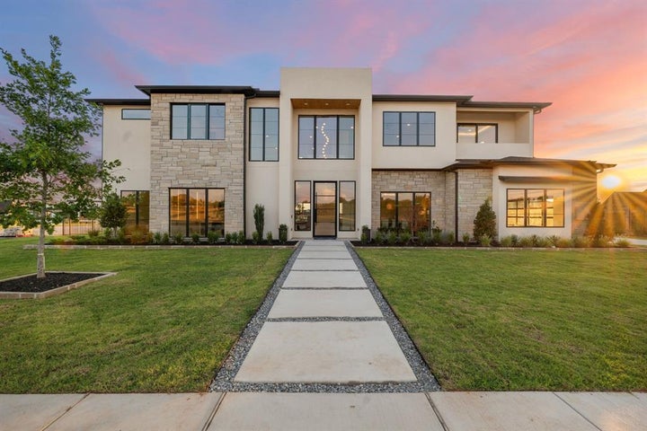 Photo 1 of 40 — 110 Timber Cove Place, Heath, TX 75032