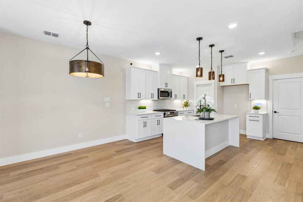 2504 Red Tailed Hawk Lane