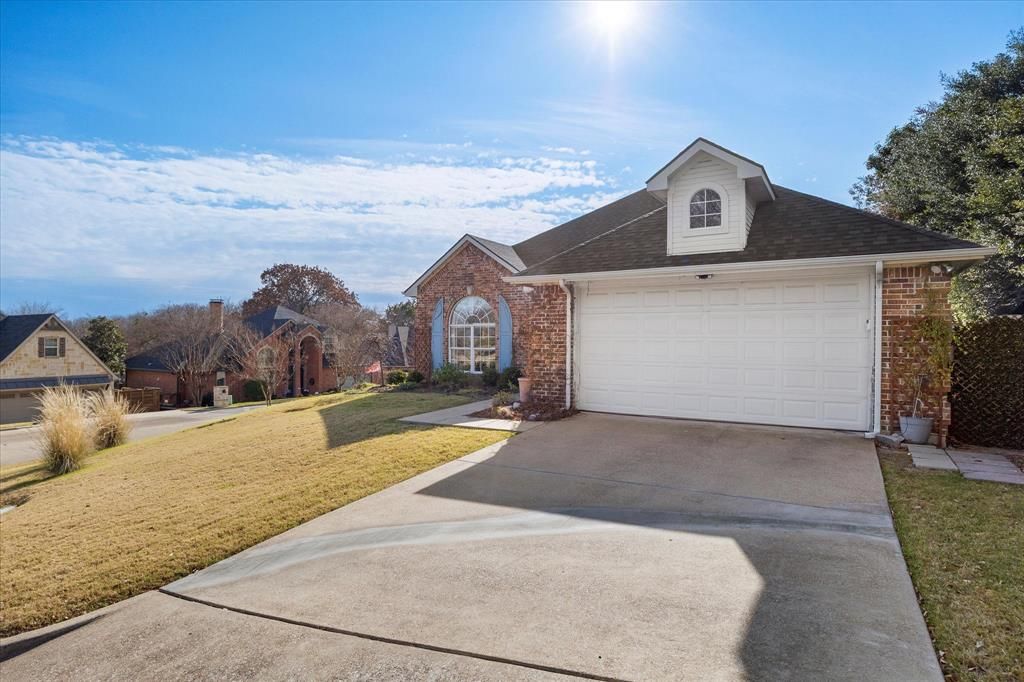 Photo of 101 France Court, Rockwall, TX 75032 (MLS # 21147173)