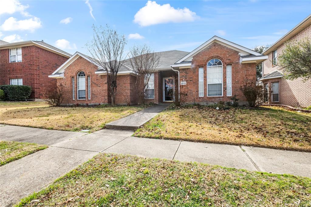 4813 Spanishmoss Drive