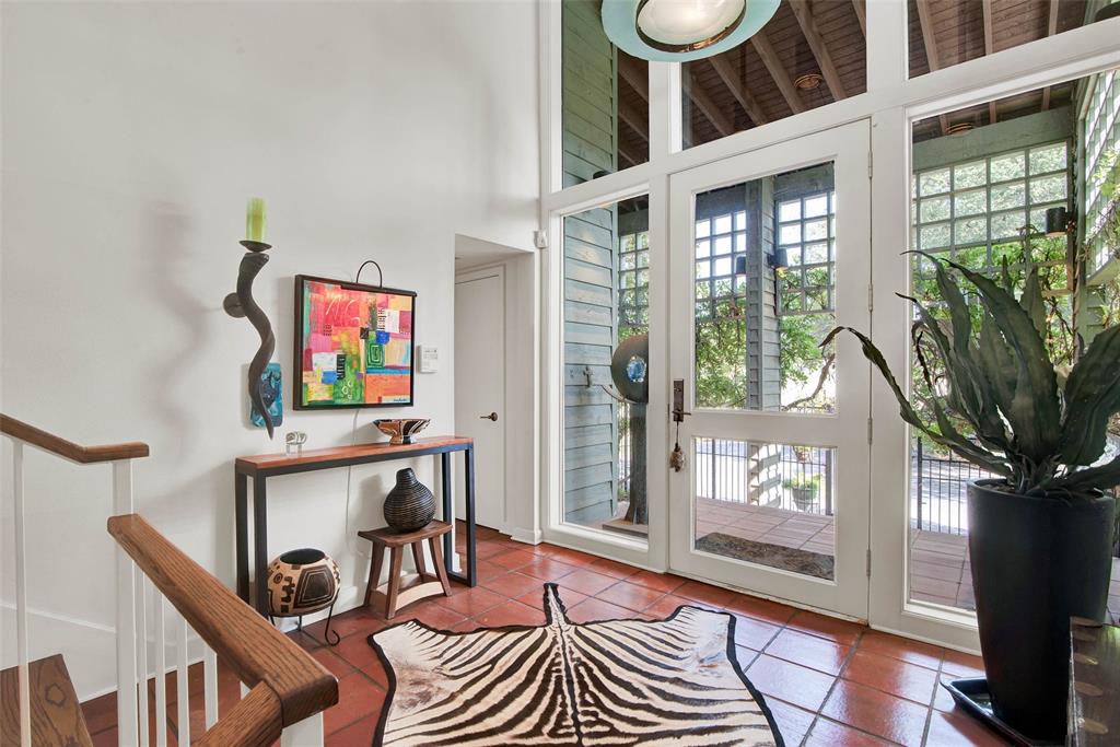 261 Panorama Circle
