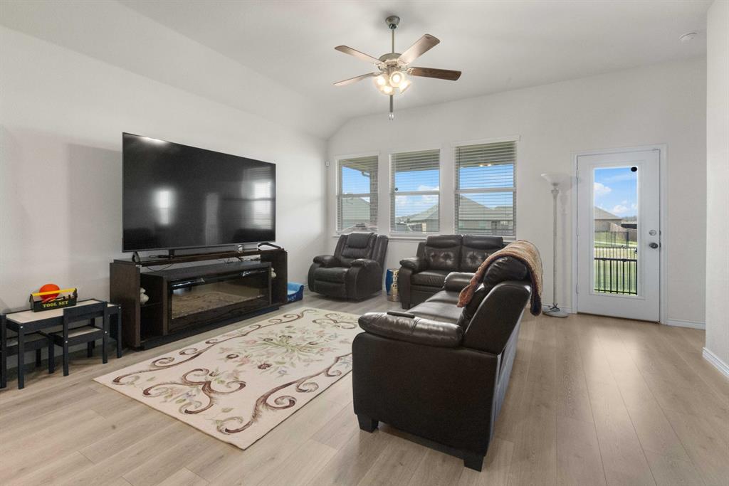 Williamsburg Ph 2c - Residential