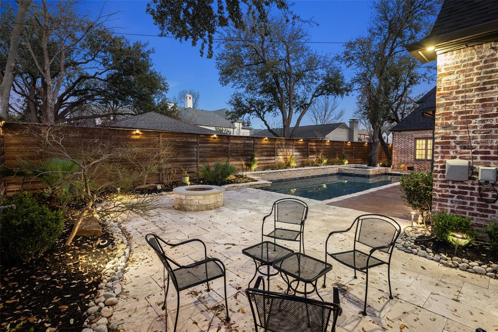 Pemberton NO #3 - Residential