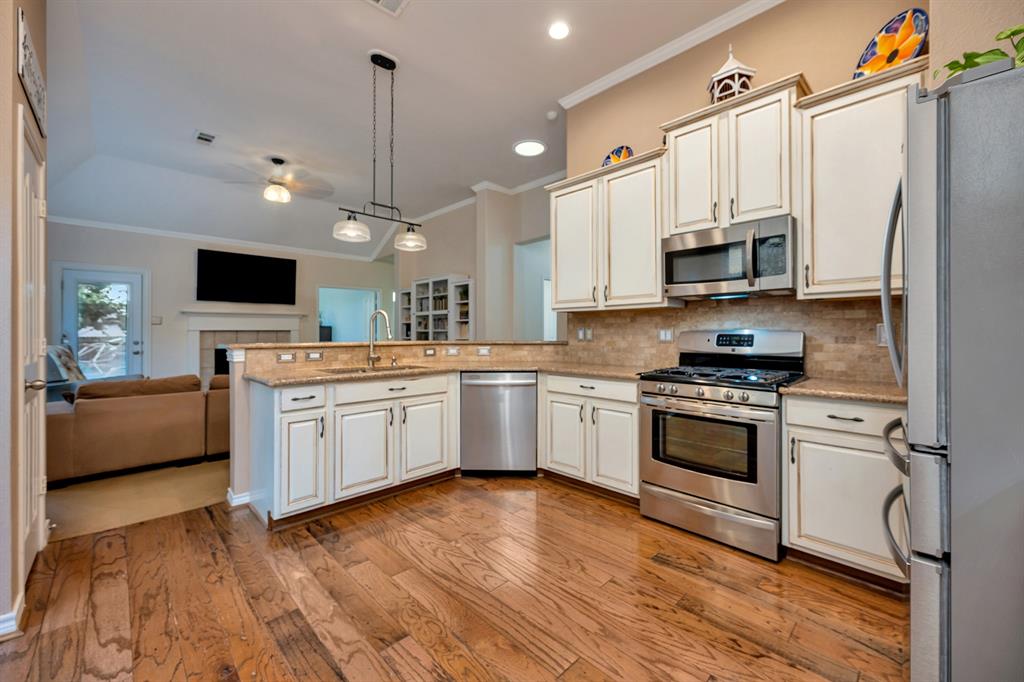 12757 Lizzie Place