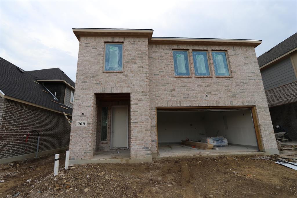 Photo 2 of 20 of 709 Rosemary Road house