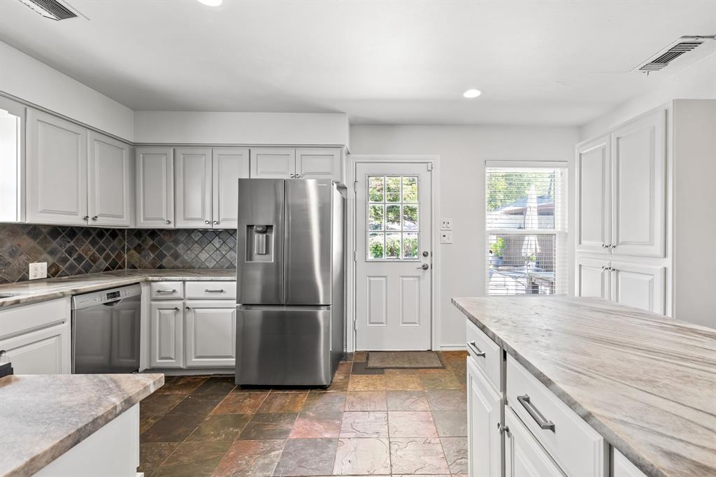 Lakeview Heights - Residential Lease