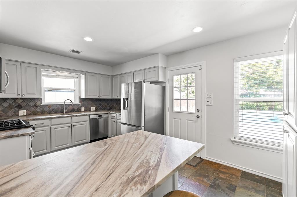 Lakeview Heights - Residential Lease