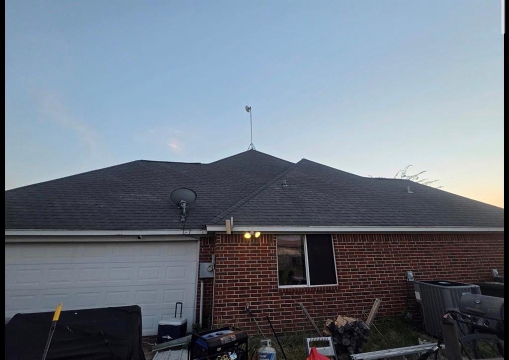2727 W Ridgeview Circle