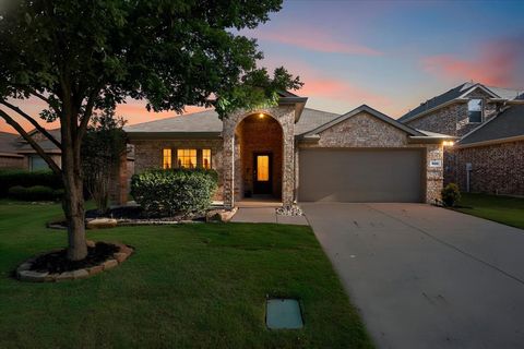 Photo of 820 Austin Lane, Lavon, TX 75166 (MLS # 21271263)