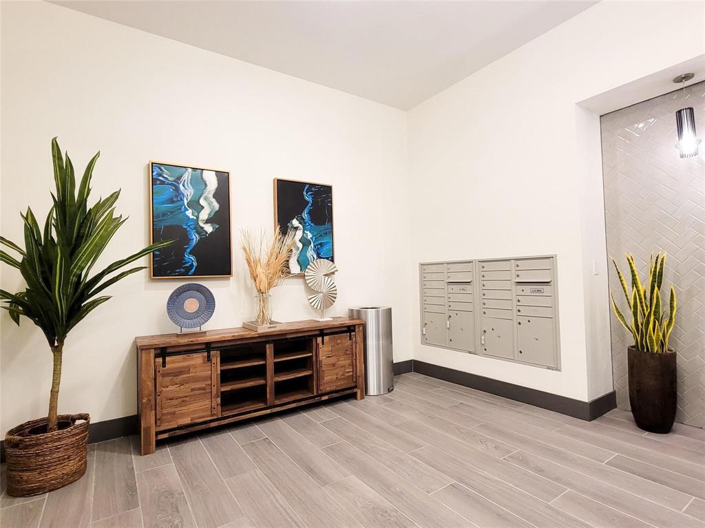 Sojurn At The Realm Condominiu - Residential