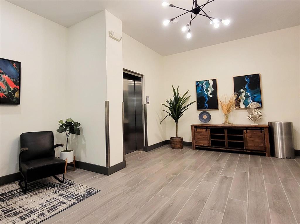 Sojurn At The Realm Condominiu - Residential
