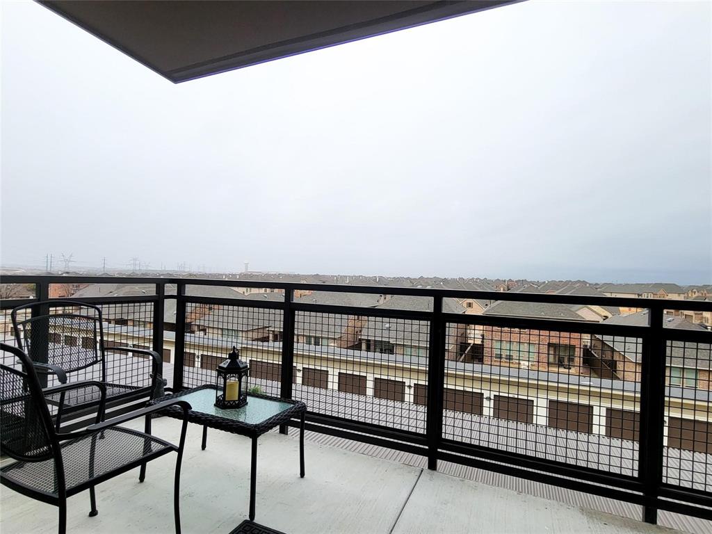 Sojurn At The Realm Condominiu - Residential