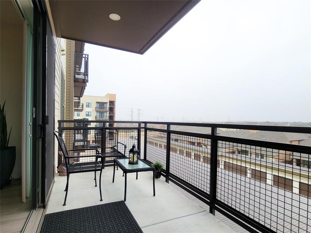 Sojurn At The Realm Condominiu - Residential