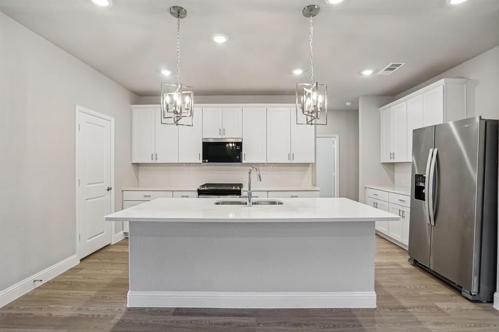 10816 Colonial Heights Lane